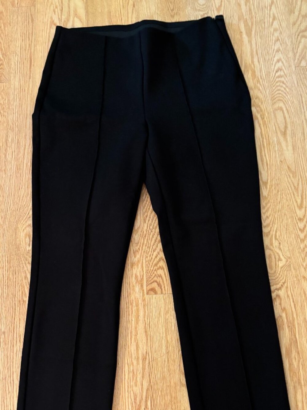 Chico’s Black Pull On Side Zipper Dress Straight Leg Pants Size 0